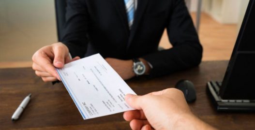 découvrez comment obtenir une indemnisation bancaire en cas de litige ou de préjudice. trouvez toutes les informations nécessaires sur vos droits, les démarches à suivre et les recours possibles pour faire valoir vos intérêts financiers.