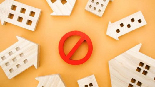 découvrez les raisons possibles d'un refus de crédit immobilier et comment y remédier. obtenez des conseils pratiques pour améliorer votre dossier et maximiser vos chances d'obtenir un financement pour votre projet immobilier.